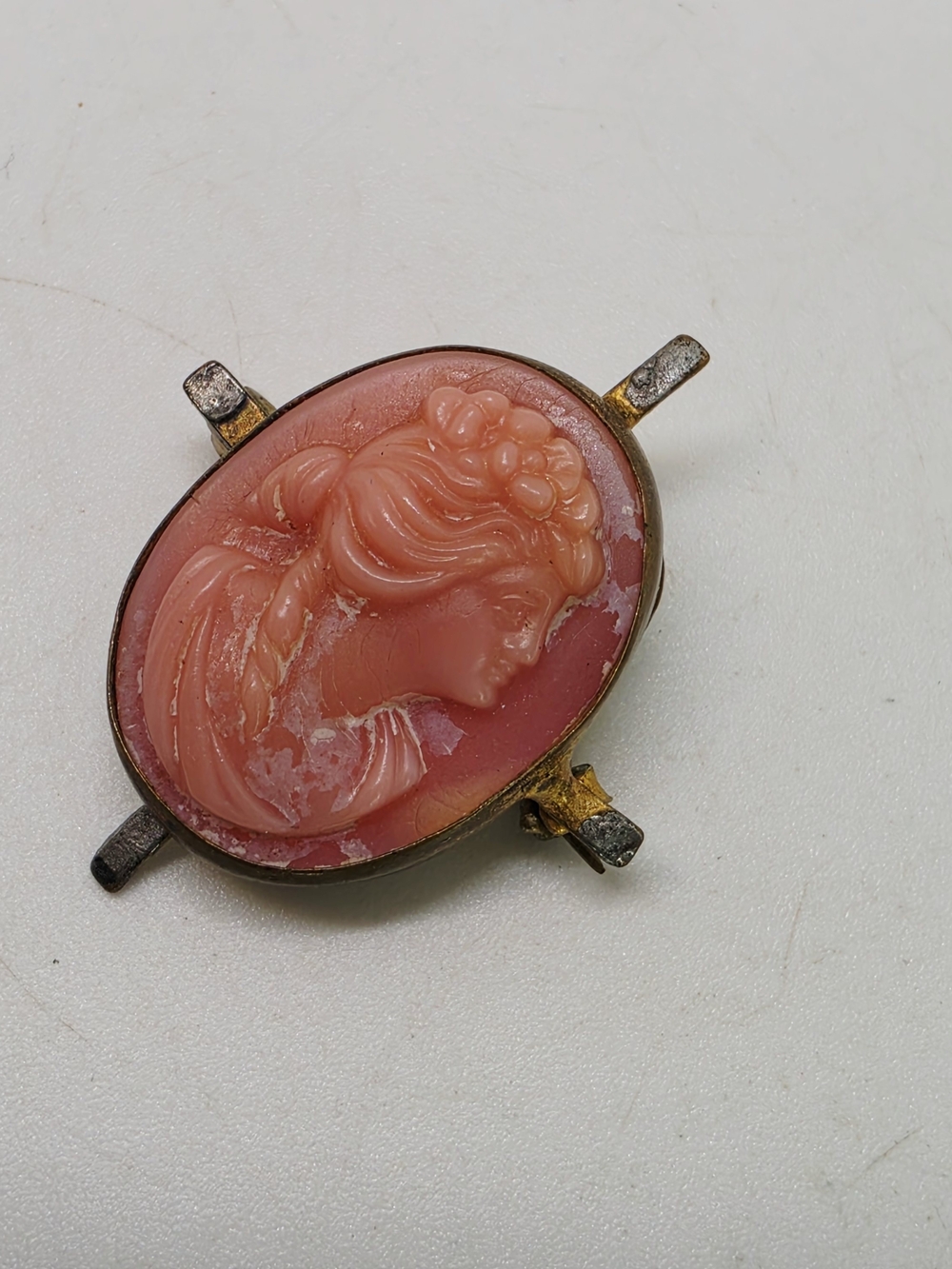 Antique Edwardian Pink Carved Cameo Brooch Gilt Brass C Clasp Victorian Cross